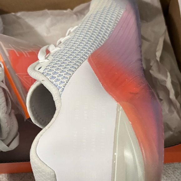 NIKE WOMEN NIB AUTHENTIC METCON5 PRM WHITE/PSYCHIC CROSSING TRAINING SNEAKERS - Picture 12 of 17